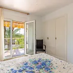 3 Bedroom Awesome In Apartment